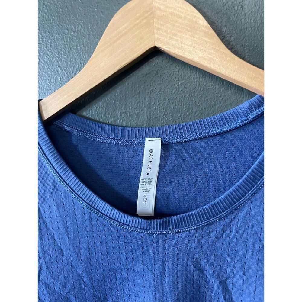 Athleta Womens Blue Long Sleeve Pullover Athletic Lightweight Sweatshirt Size XL - Picture 3 of 3